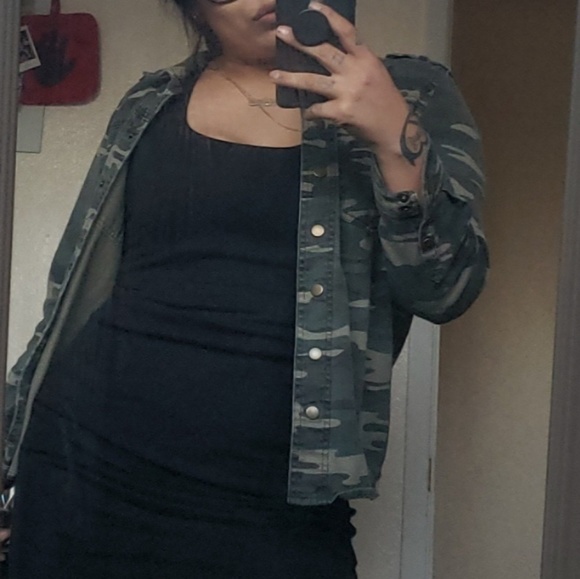 Jacket - Picture 2 of 4